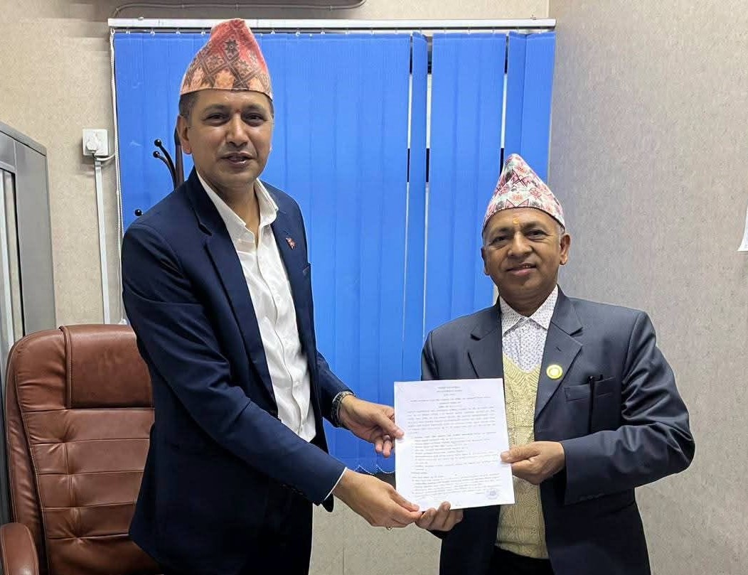 काठमाडौँ महानगरद्वारा वाल्मीकि विद्यापीठलाई सहयोग