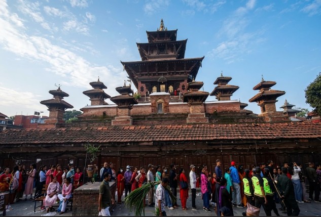 महानवमीमा तलेजु भवानी मन्दिर बिहान ५ देखि बेलुकी ६ बजेसम्म खुला रहने