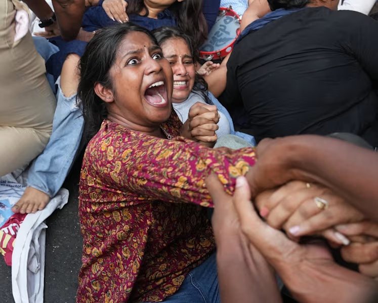 भारतमा प्रदर्शनकारीमाथि प्रहरी दुर्व्यवहारको आरोप